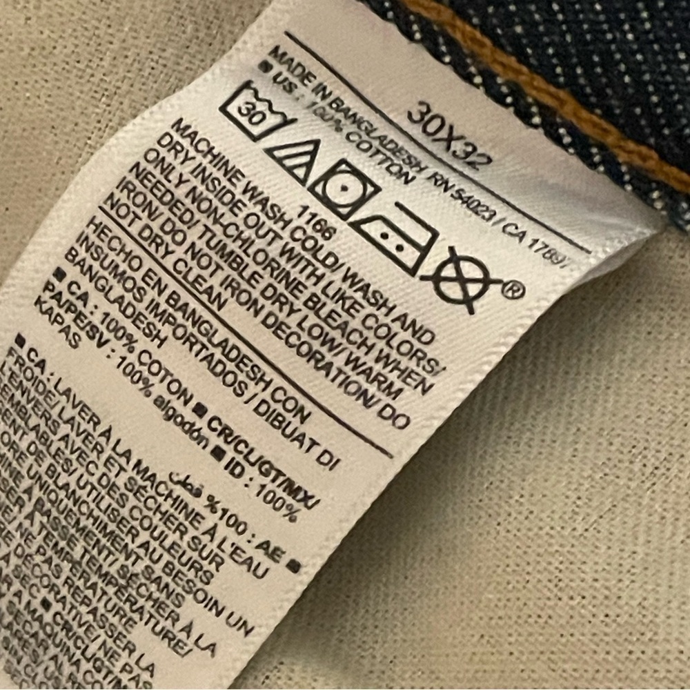 Old Navy Original Taper Distressed Straight Leg Jeans - Picture 7 of 8